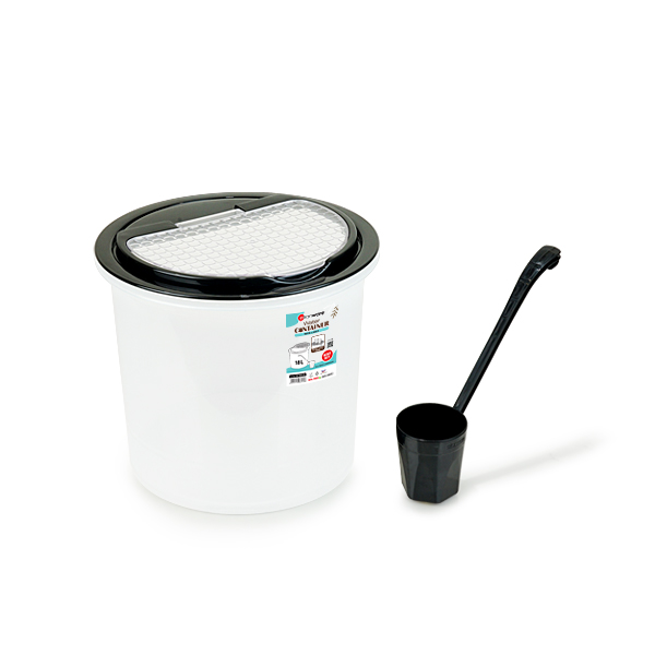 E-1521/A Water Container With Ladle